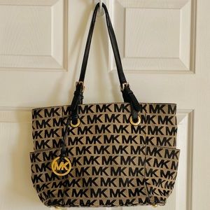 Michael Kors purse and wallet.